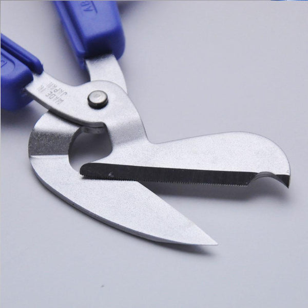 Canary-Plastic-Bottle-Cutting-Scissors-For-Craft-and-Recycling-3-2025-04-25T04:44:59.540Z.jpg