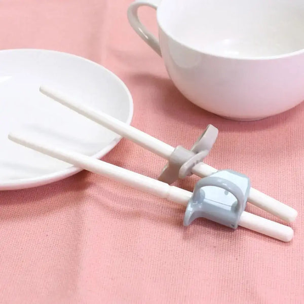 Children-Training-Chopsticks-Non-Slip-Easy-Grip-Right-Handed-Chopsticks-3-2026-04-28T07:08:40.022Z.webp