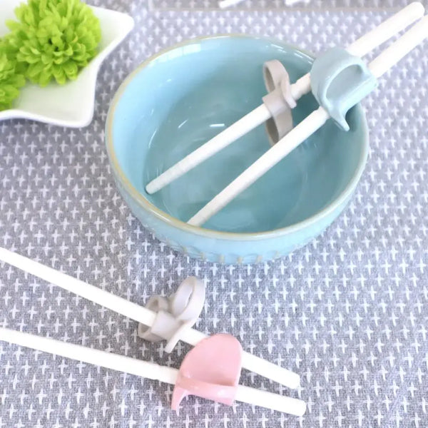 Children-Training-Chopsticks-Non-Slip-Easy-Grip-Right-Handed-Chopsticks-4-2026-04-28T07:08:40.022Z.webp