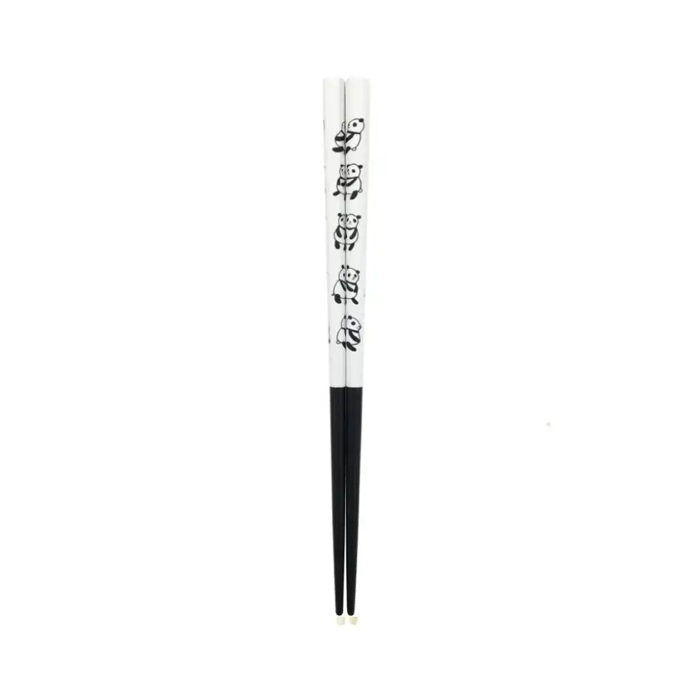 Children-s-Chopsticks-Non-Slip-Dishwasher-Safe-Panda-Design-18cm-1-2026-04-08T07:35:04.558Z.webp