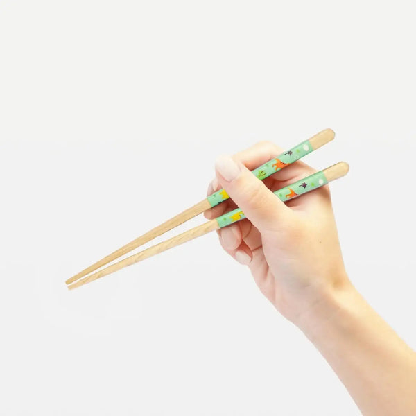 Children-s-Wooden-Chopsticks-Non-Slip-Easy-Grip-Dinosaur-Green-18cm-2-2026-03-19T08:04:30.785Z.webp