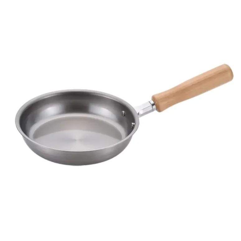 Poêle à Frire en Fer Chitose avec Manche en Bois Compatible Induction 18cm