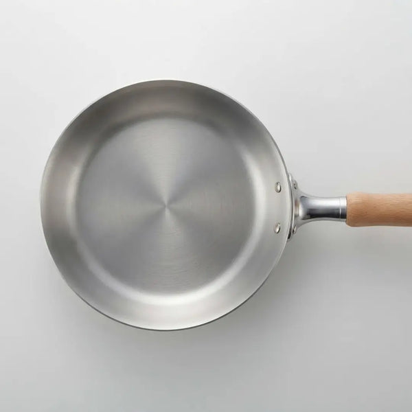 Poêle à Frire en Fer Chitose avec Manche en Bois Compatible Induction 18cm