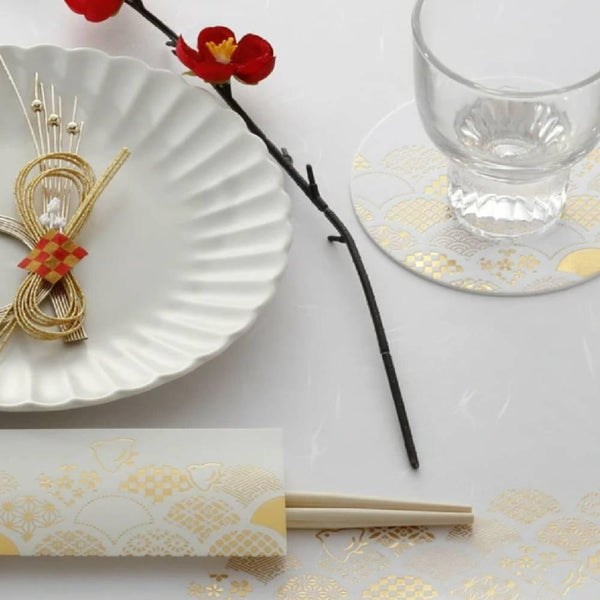 Chopsticks-With-Gold-Foil-Washi-Paper-Cover-Seigaiha-Pattern-3-ct--3-2025-08-19T05:58:55.157Z.jpg