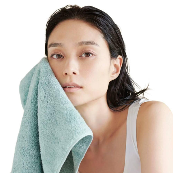 Cuol-Ultra-Gentle-Face-Towel-Soft-and-Highly-Absorbent-34x80cm-13-2025-08-14T23:56:18.188Z.jpg