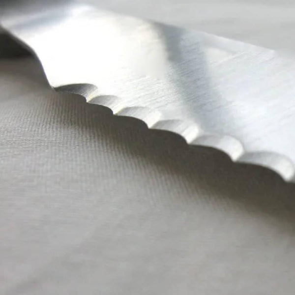 Daishin-Japanese-Wood-Handle-Steak-Knife-230mm-3-2025-08-18T06:06:10.303Z.jpg
