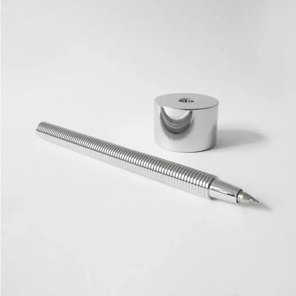 Delight-Labo-Igarashi-Takenobu-Standing-Ballpoint-Pen-Silver-2-2025-06-29T12:56:59.262Z.webp