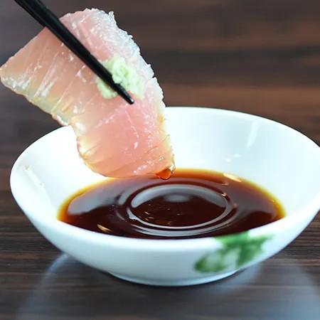 Fueki-Yuzu-Ponzu-Soy-Citrus-Seasoning-and-Dipping-Sauce-150ml-2-2025-04-17T07:46:18.170Z.jpg