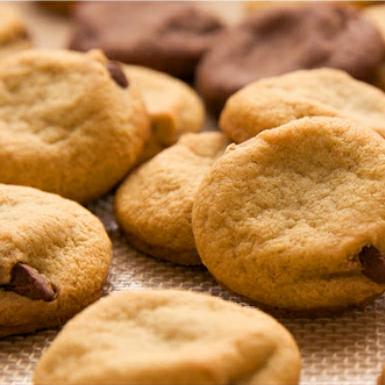 Fujiya-Country-MA-AM-Soft-Chocolate-Chip-Cookies-Rich-Vanilla-Flavor-12-Pieces-2-2025-05-22T07:33:08.800Z.jpg