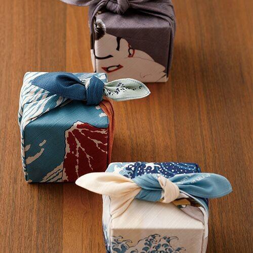 Furoshiki-Red-Fuji-Ukiyo-e-Art-Cotton-Wrapping-Cloth-48x48cm-2-2025-04-17T00:59:55.724Z.jpg
