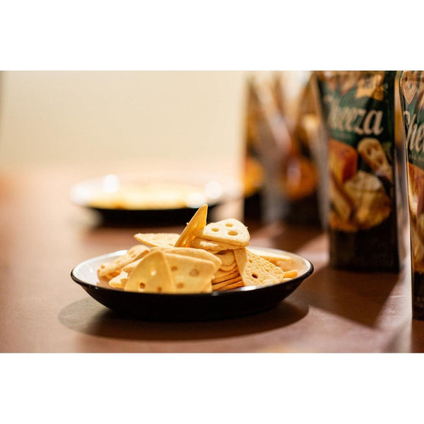 Glico-Cheeza-Camembert-Cheese-Crackers-Pack-of-10-5-2025-10-23T07:27:16.147Z.jpg
