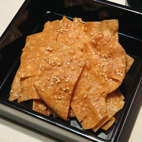 Handmade-Karinto-Thin-and-Crispy-Crackers-Burnt-Soy-Sauce-Flavor-90g-2-2025-04-01T00:29:06.095Z.jpg