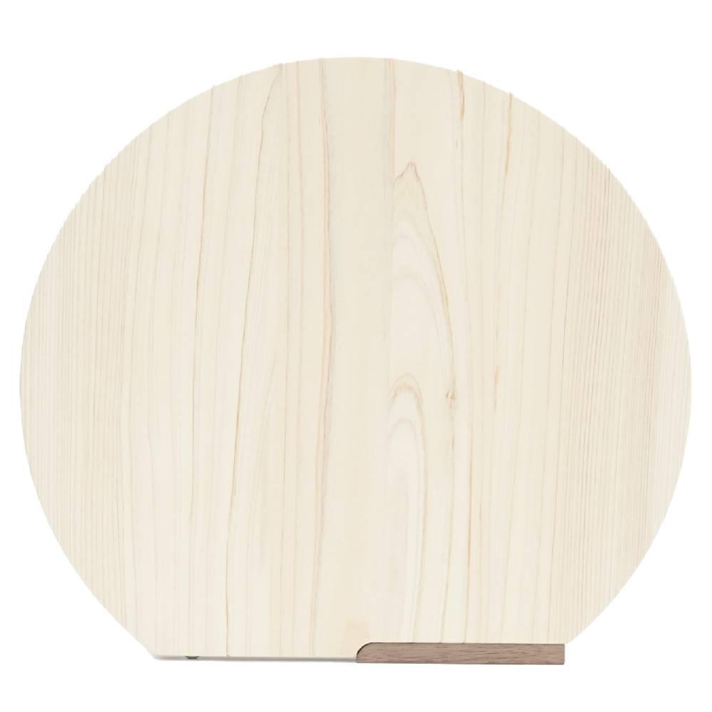 Handmade-Self-Standing-Hinoki-Cutting-Board-Wooden-Chopping-Board-1-2025-09-08T02:37:19.910Z.jpg