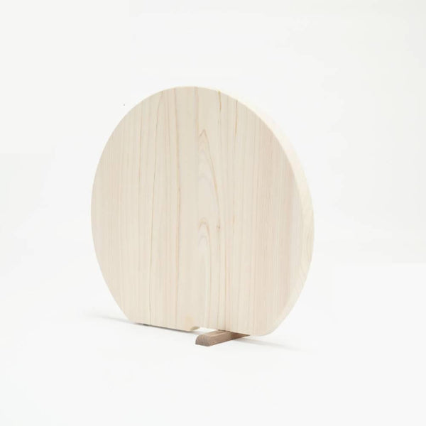 Handmade-Self-Standing-Hinoki-Cutting-Board-Wooden-Chopping-Board-2-2025-09-08T02:37:19.912Z.jpg
