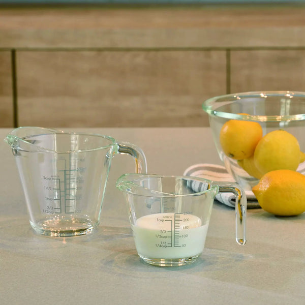 Hario-Heat-Resistant-Glass-Microwaveable-Measuring-Cup-500ml-3-2025-04-17T02:29:28.722Z.webp