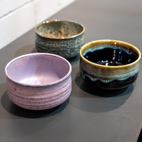 Hasami-Porcelain-Matchawan-Lightweight-Black-and-Brown-Matcha-Tea-Bowl-4-2025-08-12T03:20:10.640Z.jpg