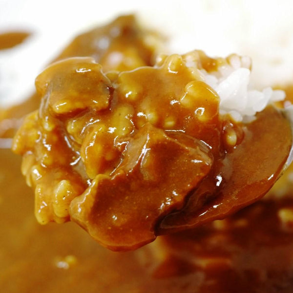 Heinz-Japan-Premium-Beef-Curry-Sauce-Medium-Hot-4-2025-11-19T09:09:07.094Z.jpg