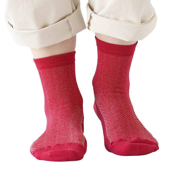 Herringbone-Pattern-Socks-Red-Absorbent-Washi-Paper-Fabric--24-5cm-1-2025-10-01T06:40:32.413Z.jpg