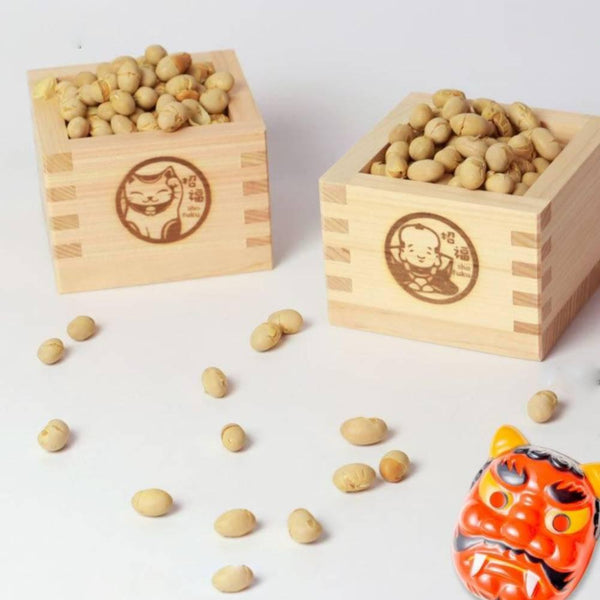 Hinoki-Masu-Japanese-Cypress-Wooden-Sake-Cup-Maneki-Neko-Design-3-2025-06-12T02:21:07.431Z.jpg