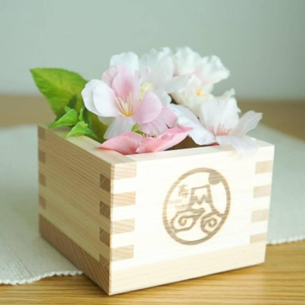 Hinoki-Masu-Japanese-Wooden-Cup-Mount-Fuji-Design-3-2025-06-11T03:09:03.168Z.jpg