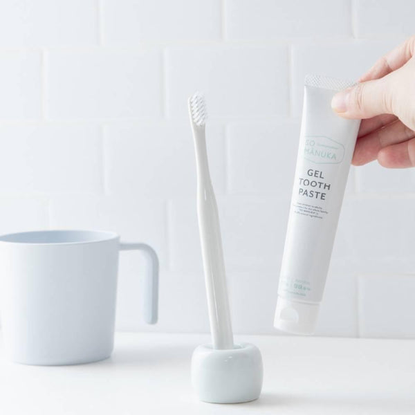 Honey-Mother-Non-Toxic-Natural-Manuka-Honey-Gel-Toothpaste-45g-4-2025-06-12T03:02:35.991Z.jpg