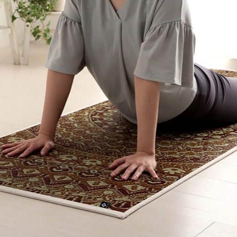 Ikehiko-Igusa-Rush-Grass-Tatami-Yoga-Mat-Red-Mandala-Pattern-185cm-2-2025-04-17T03:57:23.466Z.jpg