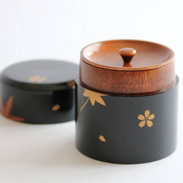 Isuke-Lacquered-Tea-Caddy-Maple-and-Cherry-Blossom-Canister-2-2025-08-14T02:45:10.818Z.jpg