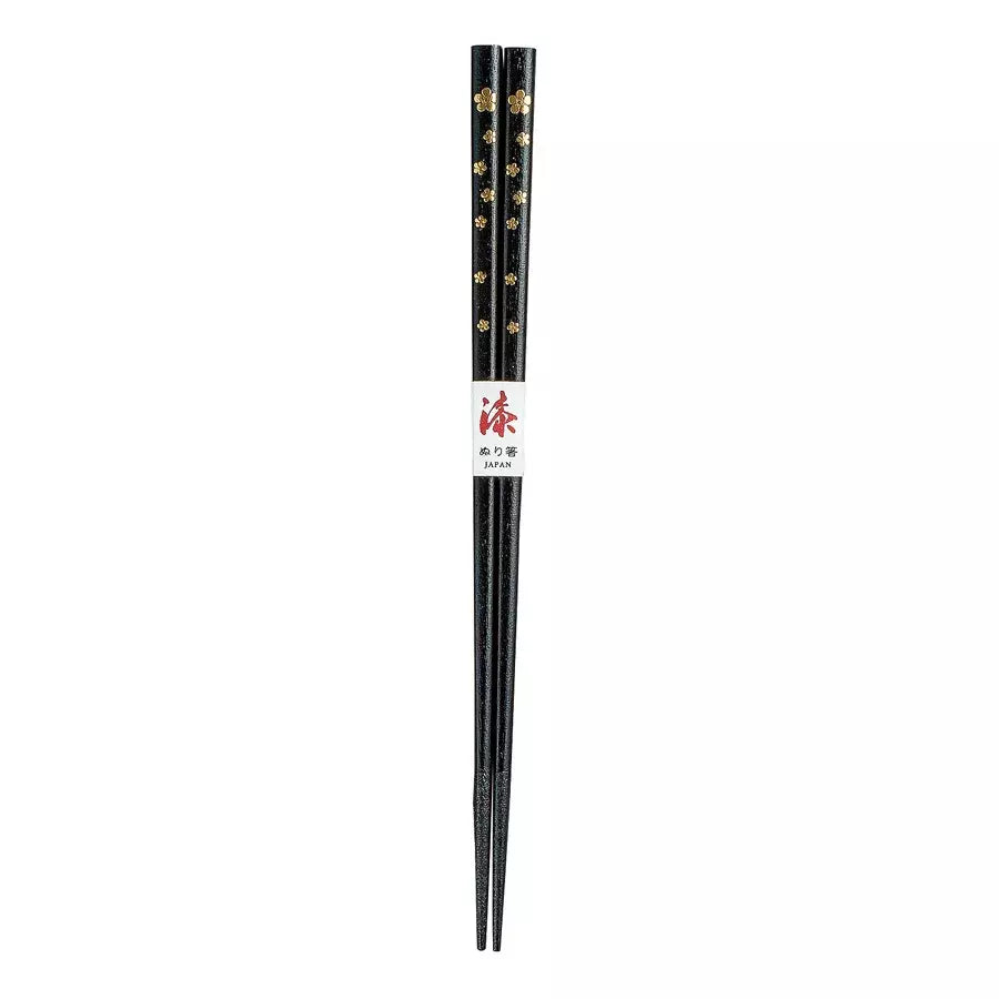 Isuke-Non-Slip-Lacquered-Wood-Japanese-Chopsticks-Black-and-Gold-1-2025-07-22T06:29:44.223Z.webp