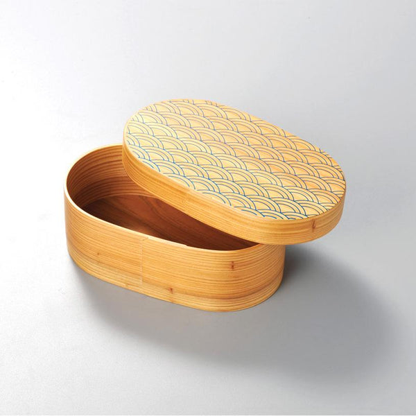 Isuke-Wood-Bento-Box-Japanese-Lunchbox-Seigaiha-Wave-Pattern-2-2026-03-12T07:55:18.123Z.jpg
