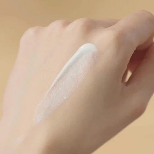 Kao-Biore-UV-Aqua-Rich-Watery-Gel-Sunscreen-SPF50+-PA++++-70ml-4-2024-08-07T08:00:44.940Z.webp