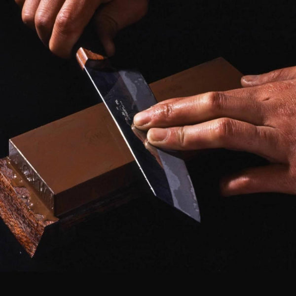King-Deluxe-Whetstone-Sharpening-Stone-1200-Grit-3-2025-08-07T00:54:24.132Z.jpg