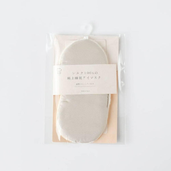 Kinuya-100%-Silk-Gentle-Sleep-Eye-Mask-For-Better-Sleep-Quality-5-2025-09-30T03:29:35.941Z.jpg