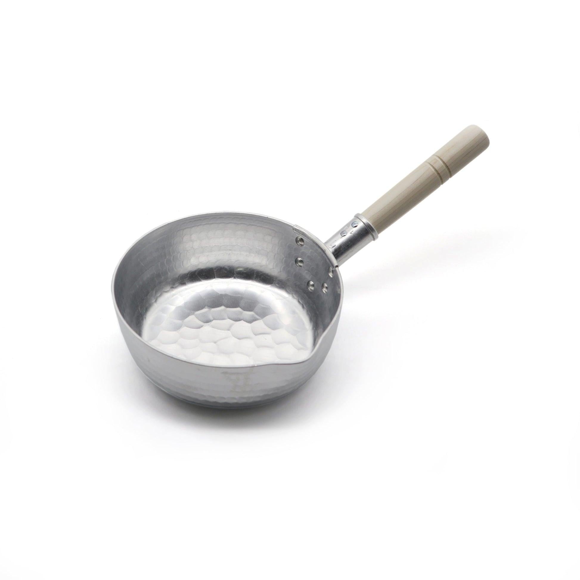 Kiya-Lightweight-Yukihira-Pot-Hammered-Aluminum-Saucepan-1-5L-1-2025-12-25T08:44:44.688Z.jpg
