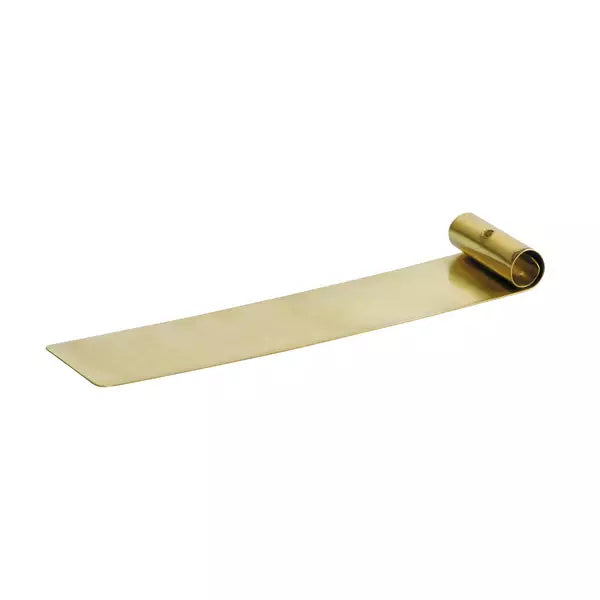 Kousaido-Brass-Plate-Incense-Holder-Unique-Minimalist-Incense-Burner-1-2025-04-01T07:44:13.210Z.webp
