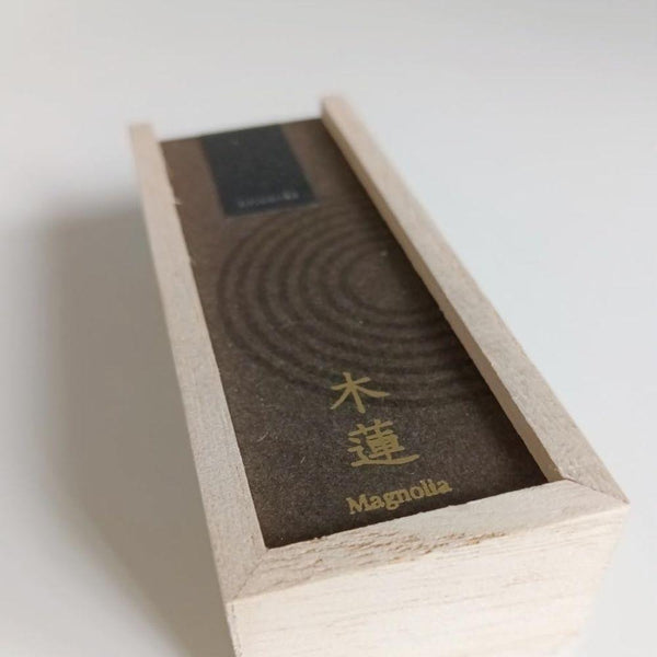 Kousaido-Tokoku-Hitotoki-Premium-Incense-Magnolia-Scent-15-Sticks-3-2025-05-20T02:43:43.763Z.jpg