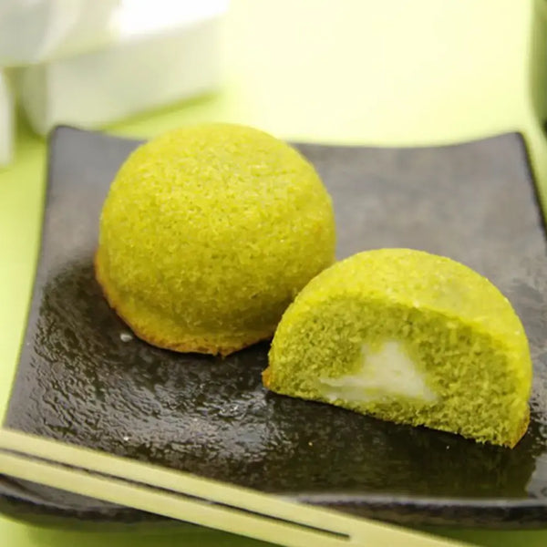 Kyoto-Matcha-Chiffon-Cake-Custard-Cream-Filled-Soft-Cake-12-Pieces-2-2026-03-19T08:48:11.158Z.webp