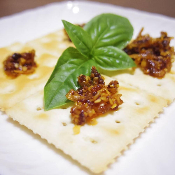 Manten-Gomania-Spicy-Sesame-Chili-Oil-Topping-for-Rice-and-Noodles-60g-4-2025-07-04T06:36:21.545Z.jpg