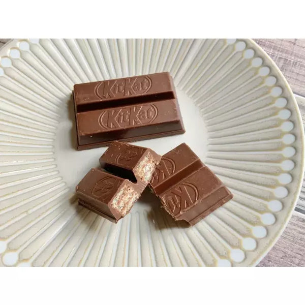 Nestle-Japanese-Kit-Kat-Original-Chocolate-11-Bars-2-2025-08-01T01:32:14.126Z.webp