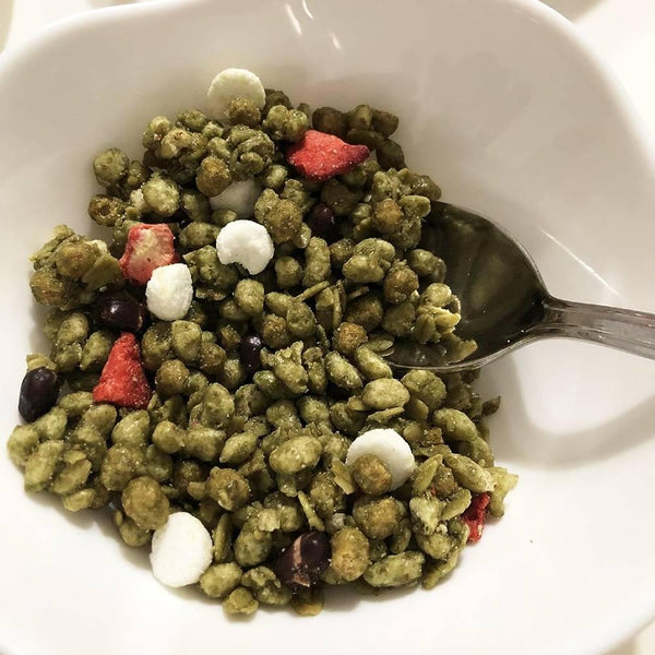 Nissin-Gorogura-Uji-Matcha-Granola-With-Strawberry-and-Mochi-280g-2-2025-06-06T06:59:16.269Z.jpg