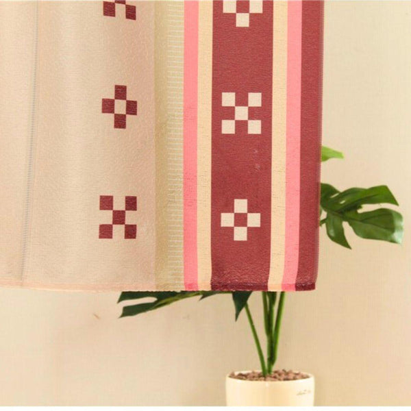 Noren-Traditional-Five-and-Four-Square-Red-Kasuri-Pattern-Doorway-Curtain-3-2025-04-16T02:08:40.024Z.jpg