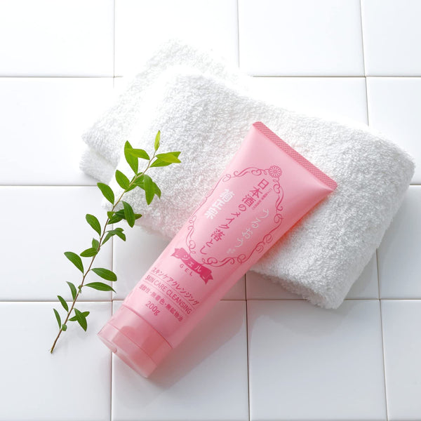 P-2-KKM-SKE-MR-200-Kikumasamune Sake Skin Care Cleansing Gel Makeup Remover 200g.jpg