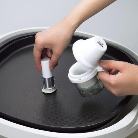 P-2-LEC-OIL-BR-787-LEC Oil Spreader Brush Applicator for Cooking K787 - White.jpg