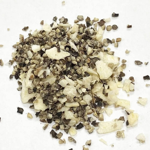 P-2-TKSE-PEPGAR-25-Takusei Black Pepper & Japanese Garlic Seasoning Powder Steak Rub 25g-2023-09-19T00:33:20.jpg