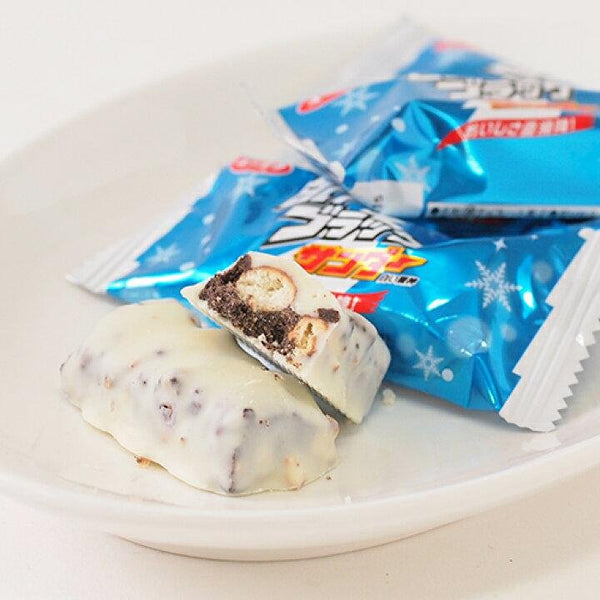 P-2-YRK-WHTHUN-12-Yuraku White Black Thunder Chocolate Bar Snack 16 Bars.jpg