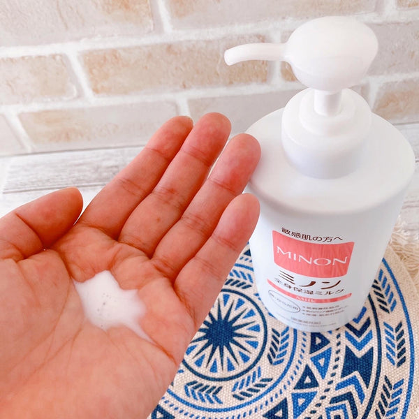 P-3-MNN-MFALOT-150-Minon Moisturizing Body Milk For Sensitive Skin 400ml-2023-10-16T08:13:50.jpg