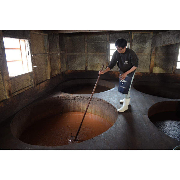 P-4-YRKU-KKBSHO-500-Yamaroku Kikubishio Shoyu Barrel Aged Japanese Soy Sauce 500ml.jpg