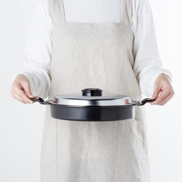 P-6-WAHE-GZAPAN-1-Wahei Freiz Gyoza Iron Pan (Japanese Dumplings Iron Pan with Lid).jpg