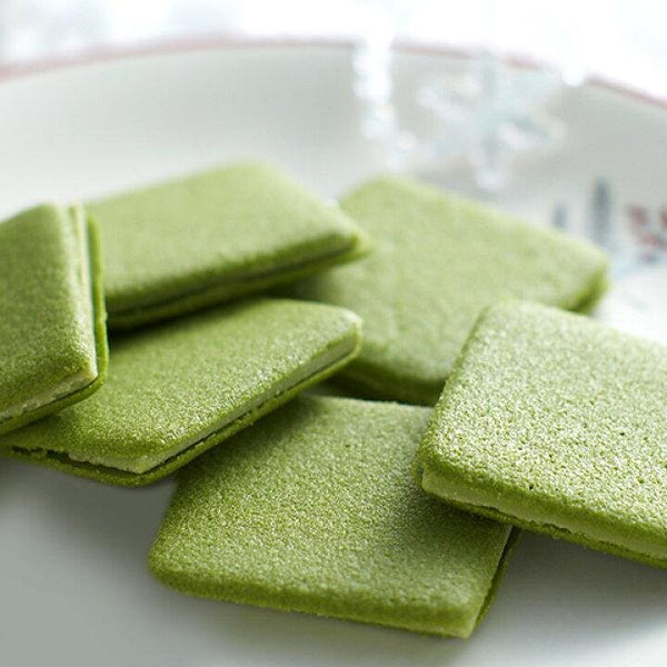 P-7-ITH-LDCMAC-10-Itohkyuemon Uji Matcha Langue de Chat Biscuits 10 Pieces.jpg