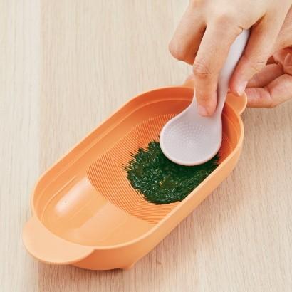 Pigeon-All-In-One-Baby-Food-Maker-Cooking-and-Straining-6-Piece-Set-3-2025-05-08T01:36:05.590Z.jpg