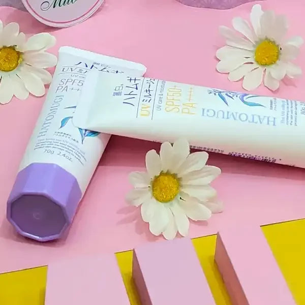 Reihaku-Hatomugi-Job-s-Tears-UV-Milky-Sunscreen-Gel-SPF50+-PA++++-80g-4-2024-08-19T03:50:59.121Z.webp